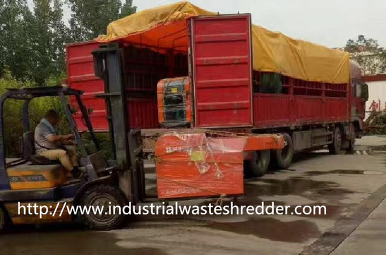 ভালো দাম টেকসই স্ক্র্যাপ ক্রাশিং মেশিন, আলগা / বলের ধরণের ডায়াপার পুনর্ব্যবহারযোগ্য মেশিন অনলাইন